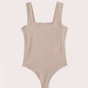 ✨NWT ✨ Abercrombie Seamless Squareneck Bodysuit